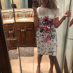 White floral Ann Taylor petite dress